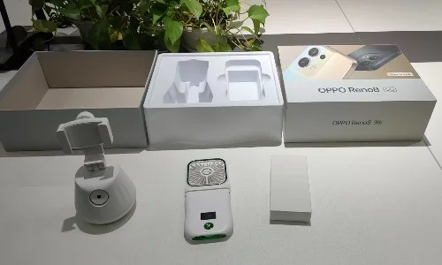 OPPO-Reno8